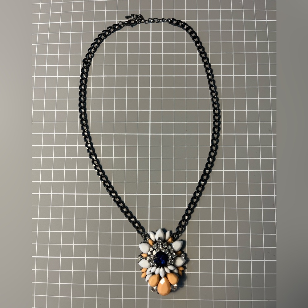 Vintage Costume Jewelry - Elegant Statement Necklace